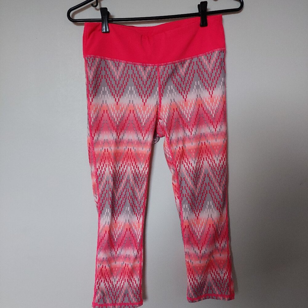 Gap Crop Capri Leggings Women's Small Multi-colored Chevron (Zigzag) Yoga